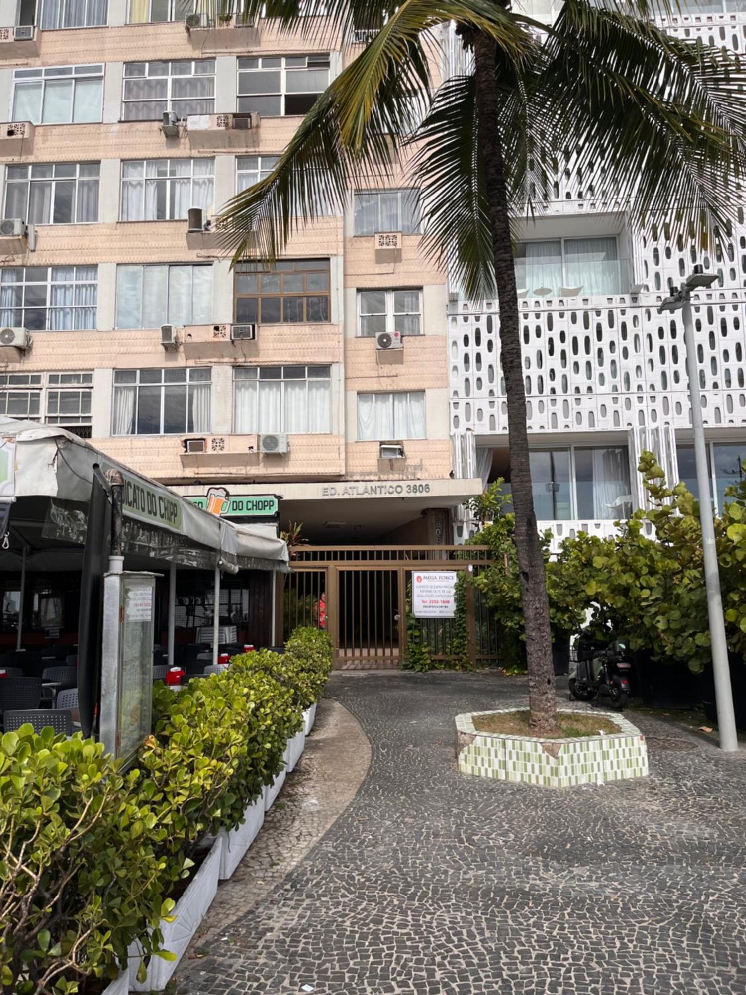 Apartamento Em Frente A